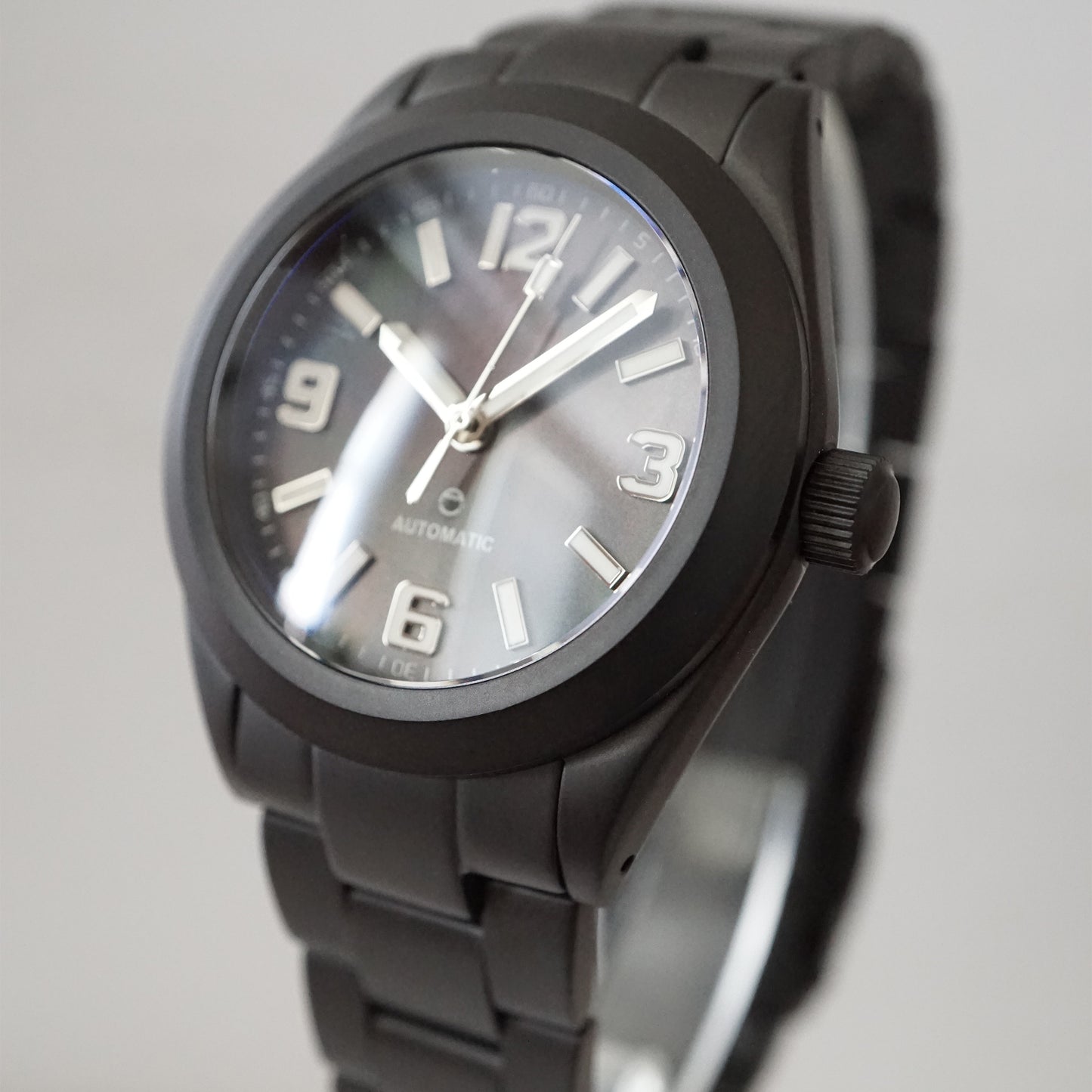 A4 Legacy X 37 Black MoP