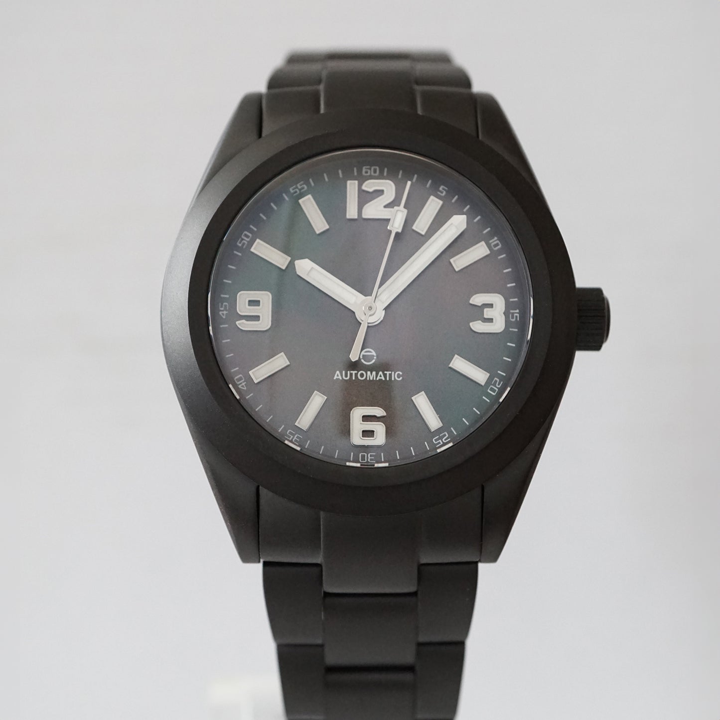 A4 Legacy X 37 Black MoP