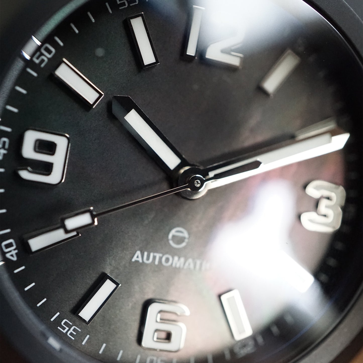 A4 Legacy X 37 Black MoP