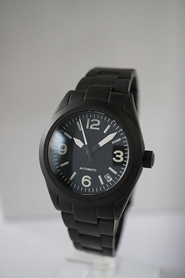 A4 Legacy Pilot 37 Black