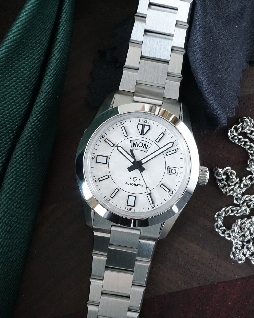 A5 Legacy X - White Snowflake (Pre-Order)