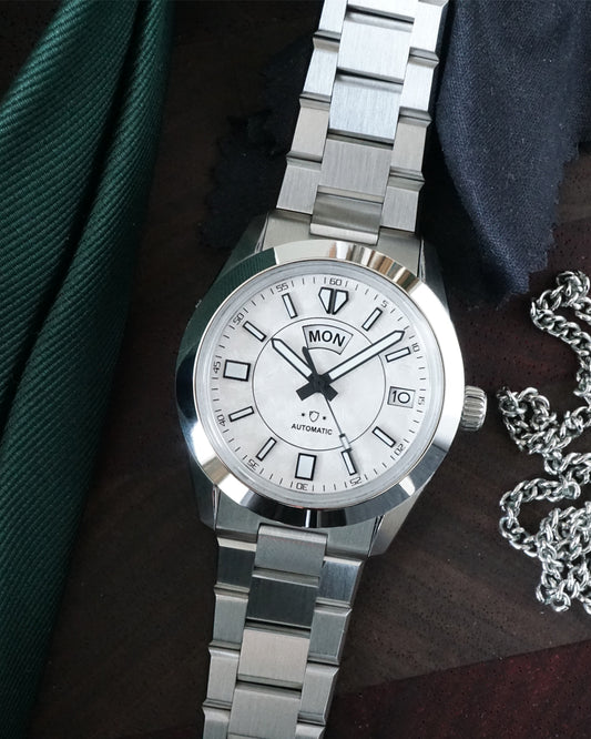 A5 Legacy X - White Snowflake (Pre-Order)