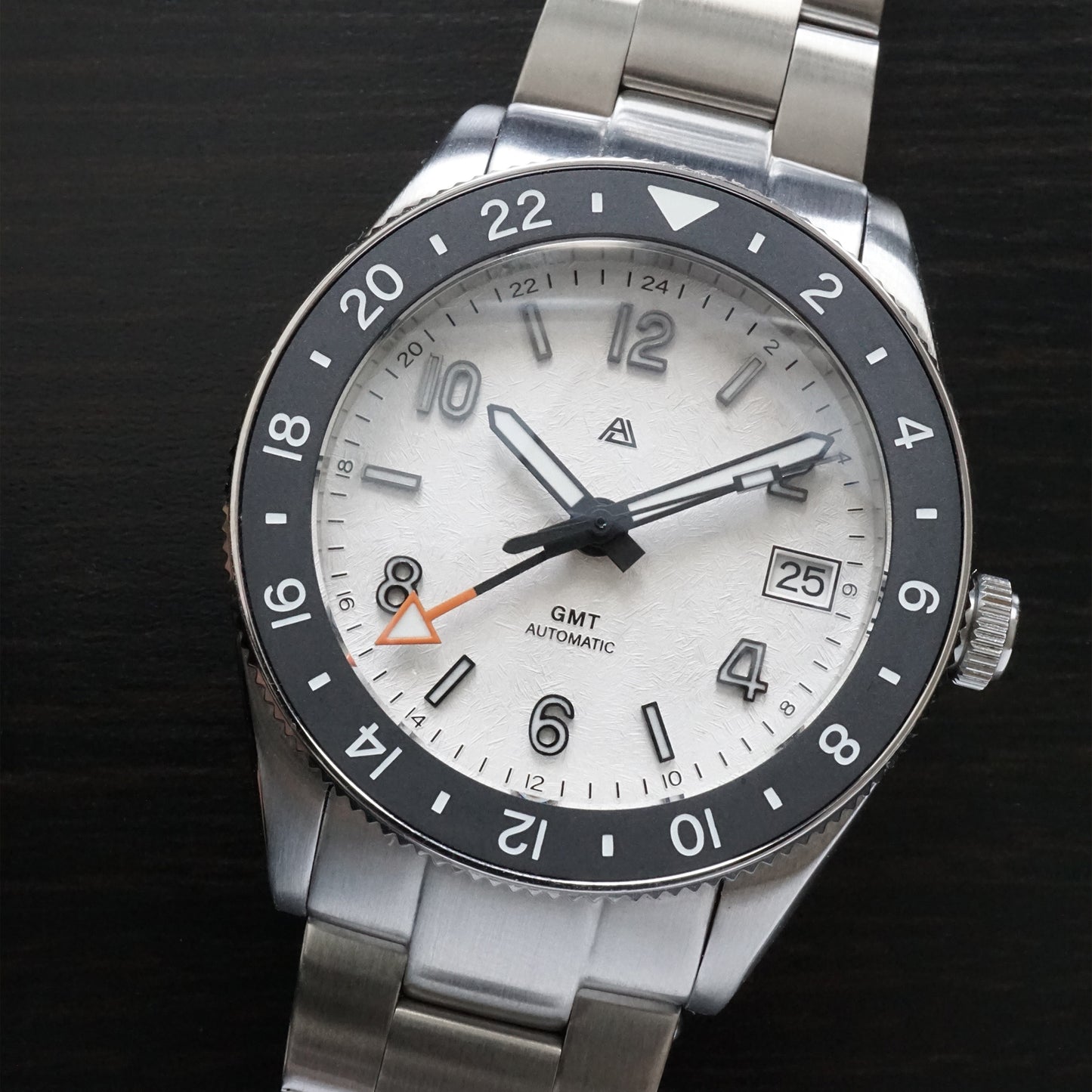 A4 Prelude 37 GMT White Snowflake